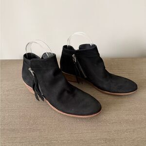 NWB Sam Edelman Heel Ankle Boots with Zipper in Black Suede Leather Size 6.5